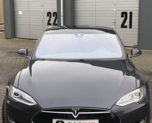 Tesla S P85D