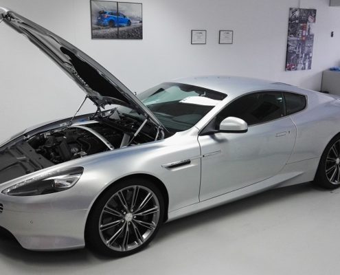 Aston Martin Virage