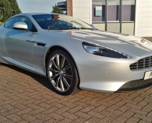 Aston Martin Virage