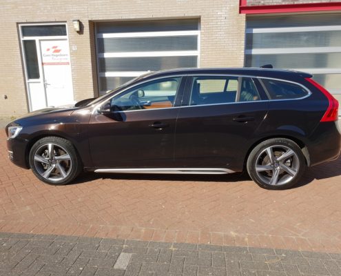 VOLVO V60 D6